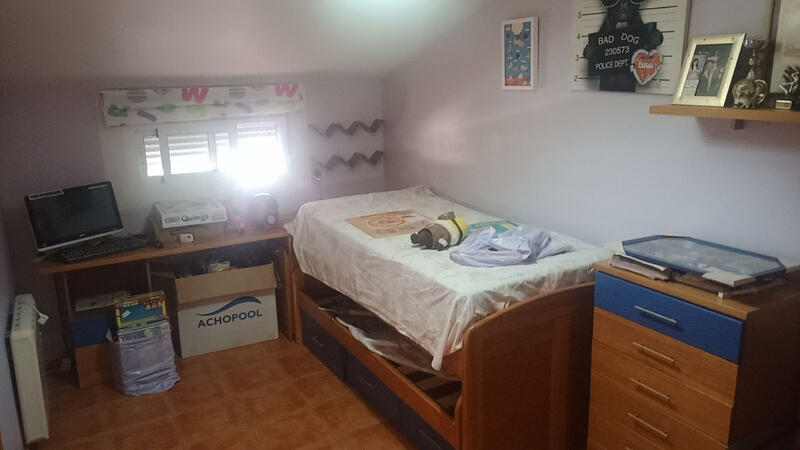 4 Cuarto Adosado en venta