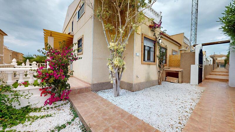 Maison de Ville à vendre dans San Miguel de Salinas, Alicante