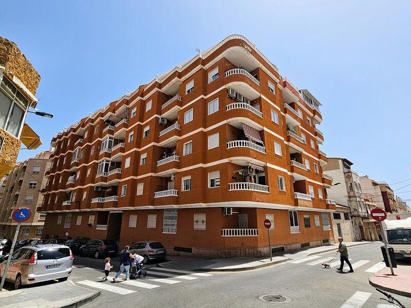 Appartement zu verkaufen in Torrevieja, Alicante