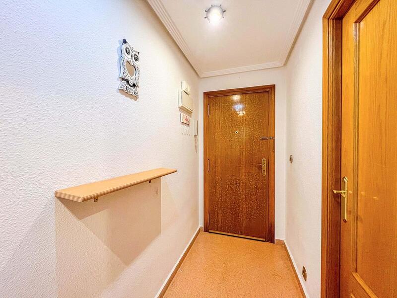 2 slaapkamer Appartement Te koop