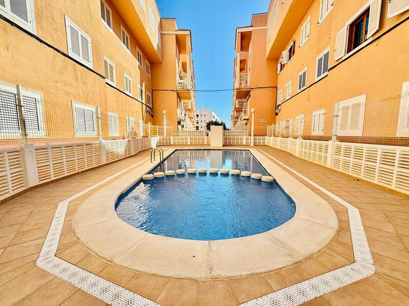 Appartement zu verkaufen in Torrevieja, Alicante