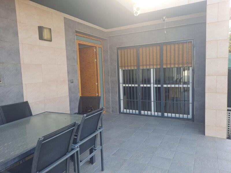 3 Cuarto Villa en venta