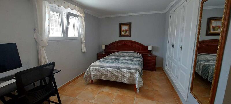 4 Cuarto Villa en venta