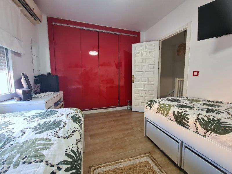 2 Cuarto Adosado en venta