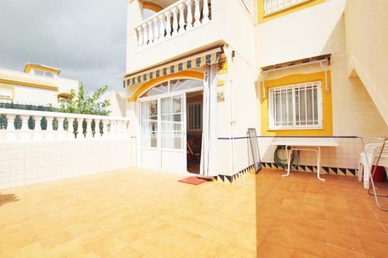 Townhouse for sale in Guardamar del Segura, Alicante