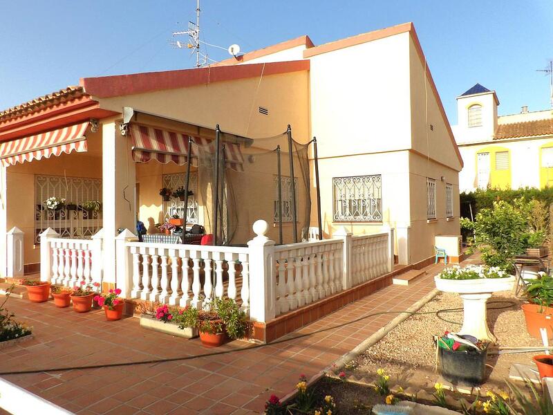 4 Cuarto Villa en venta