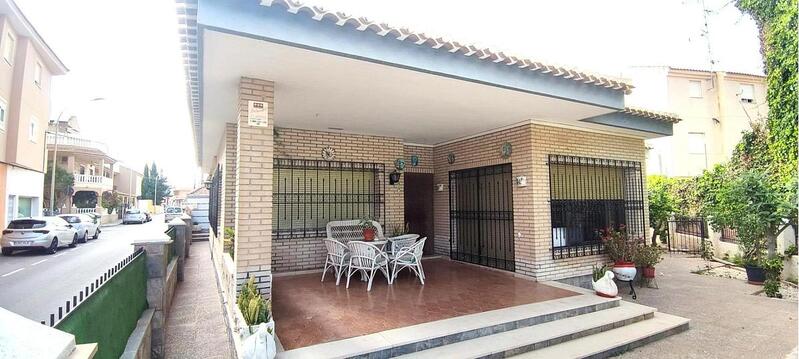 4 Cuarto Villa en venta