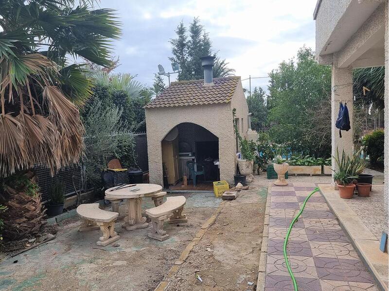 6 Cuarto Villa en venta