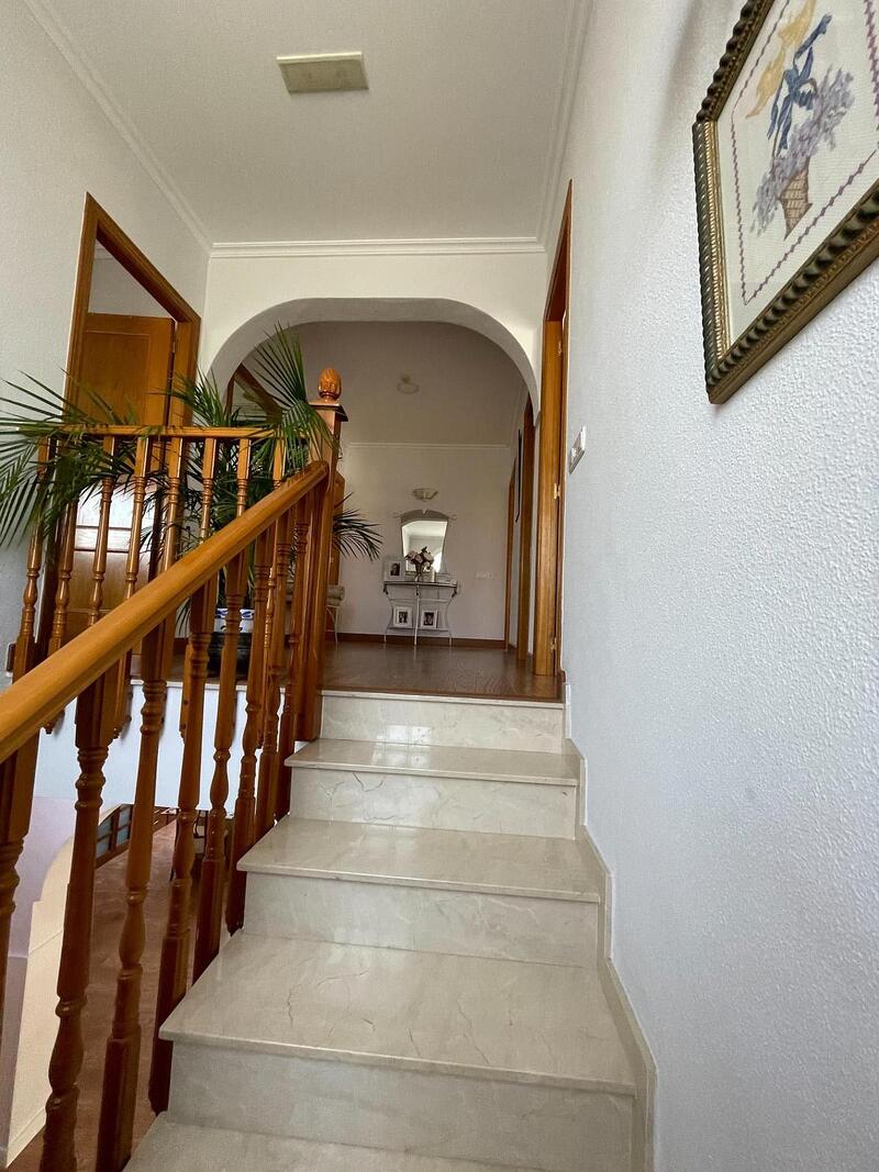 5 Cuarto Villa en venta