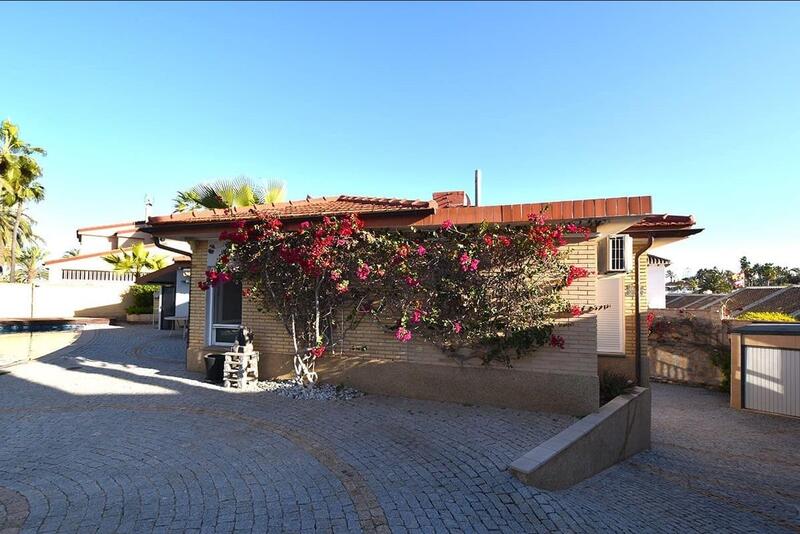 4 Cuarto Villa en venta