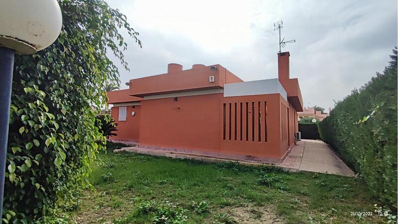 4 Cuarto Villa en venta