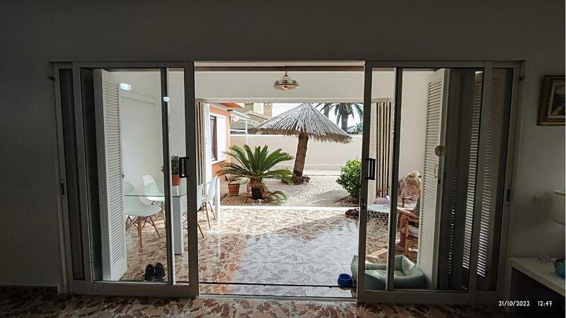 4 Cuarto Villa en venta