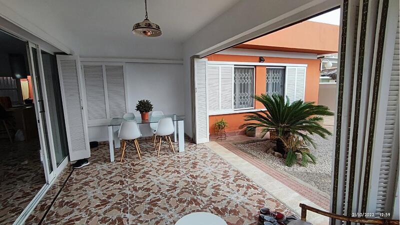 4 Cuarto Villa en venta