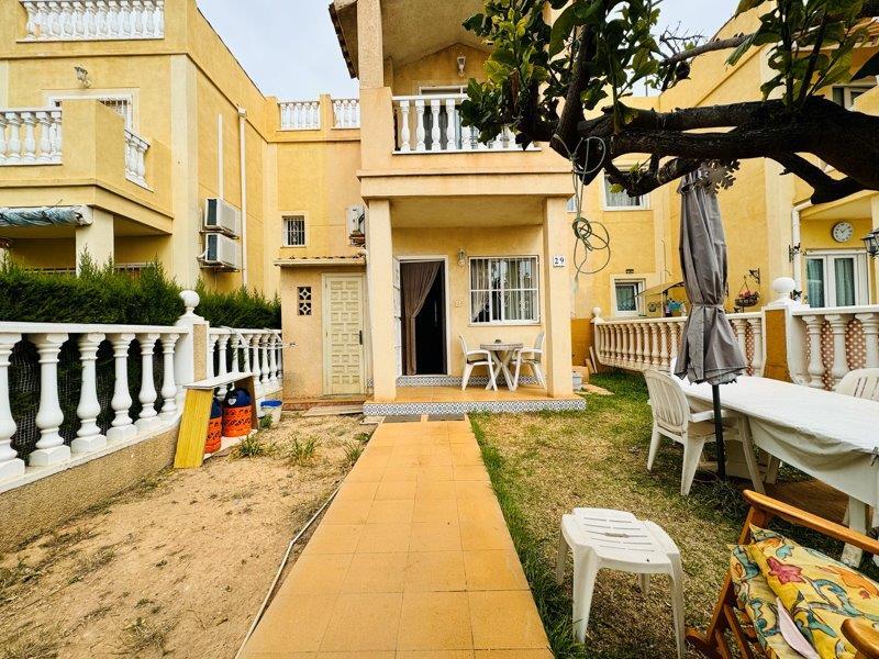 3 bedroom Townhouse for sale