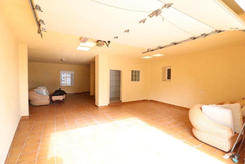 4 Cuarto Villa en venta