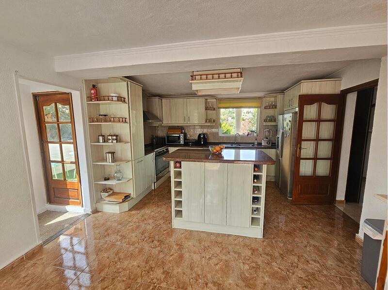 8 Cuarto Villa en venta