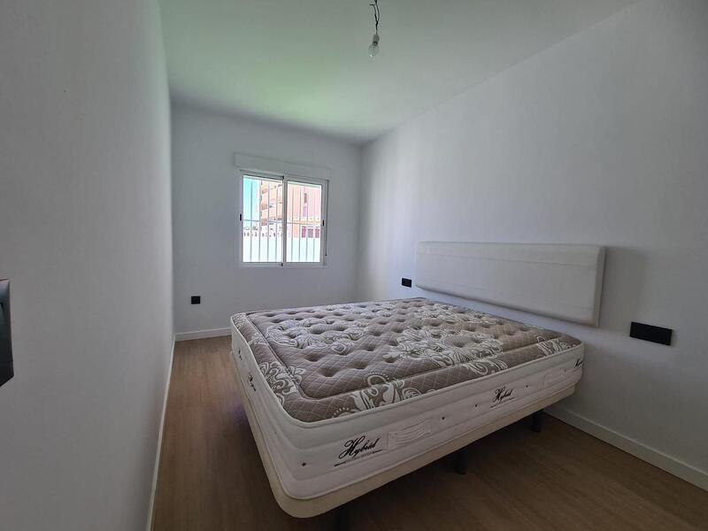 2 Schlafzimmer Stadthaus zu verkaufen