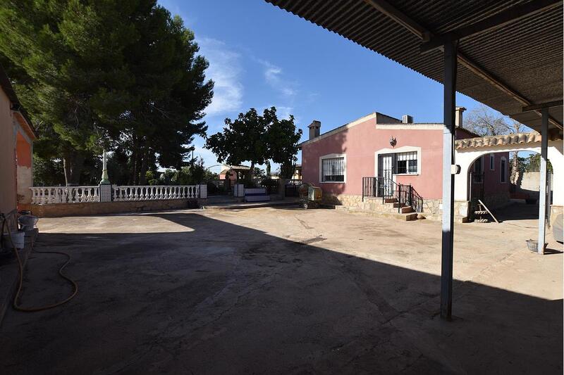 3 Schlafzimmer Landhaus zu verkaufen