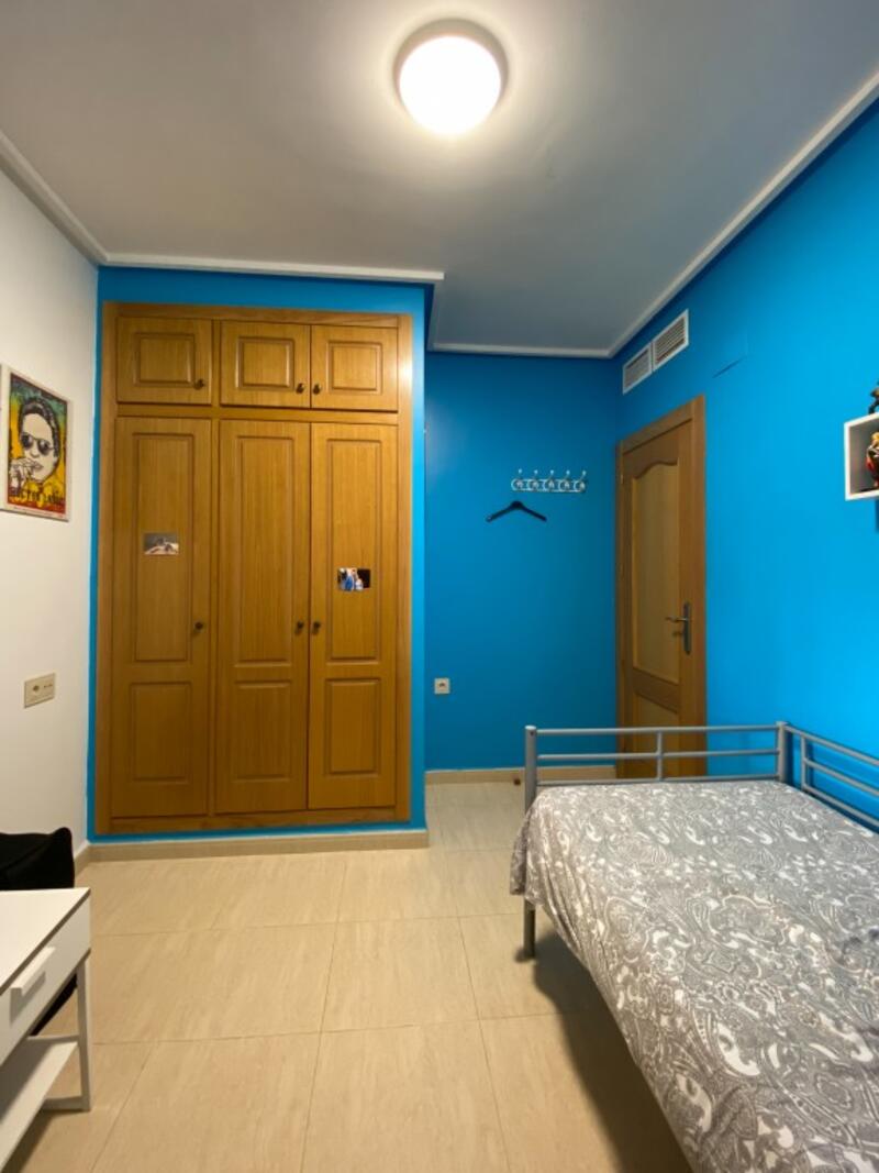 4 Cuarto Adosado en venta