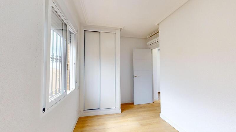 3 Schlafzimmer Stadthaus zu verkaufen