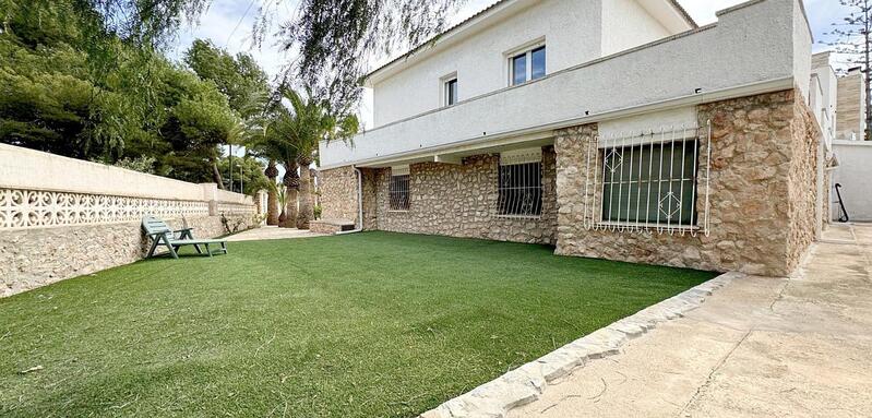 7 Cuarto Villa en venta