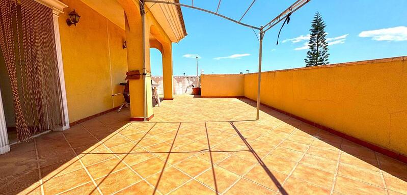 6 Cuarto Villa en venta