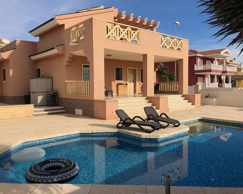 Villa for sale in Ciudad Quesada, Alicante