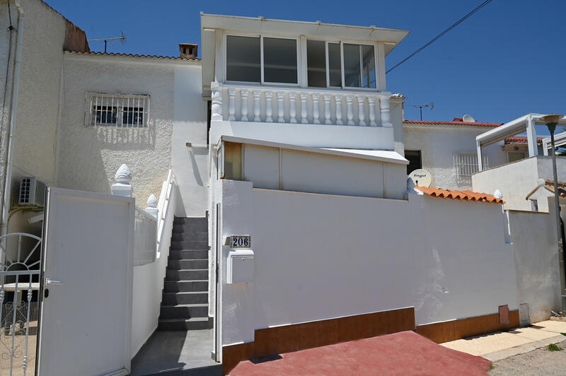 Townhouse for sale in Torrevieja, Alicante