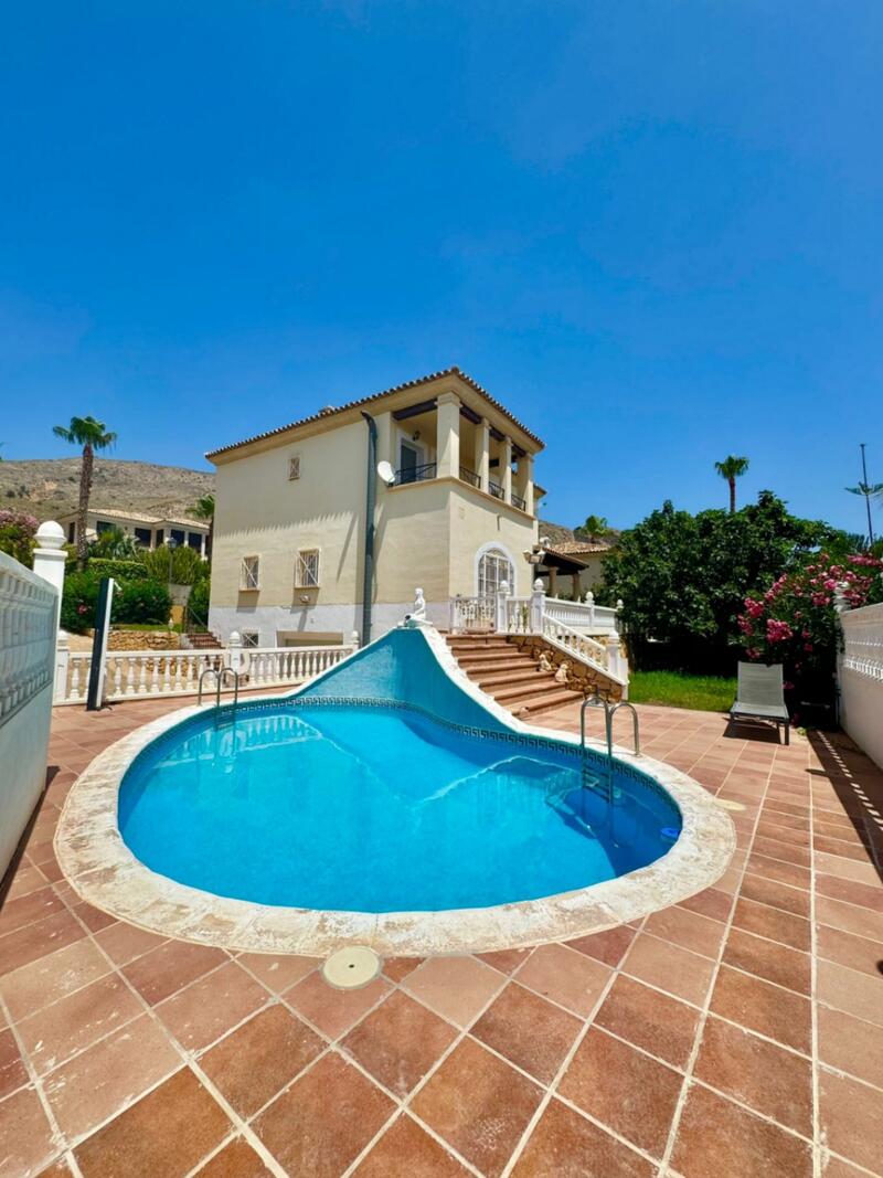 Villa till salu i Finestrat, Alicante