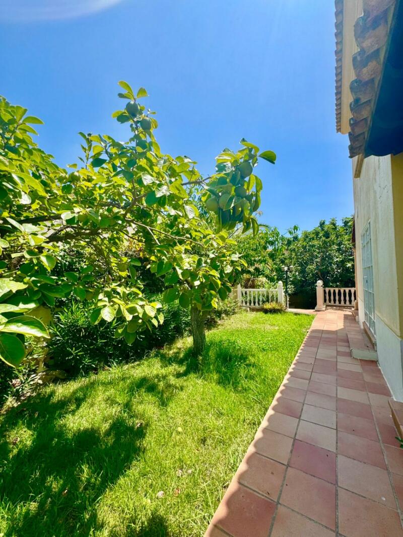 4 bedroom Villa for sale