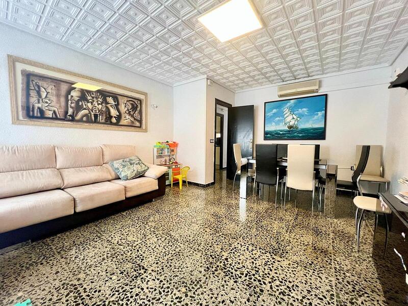 Apartment for sale in Torrevieja, Alicante