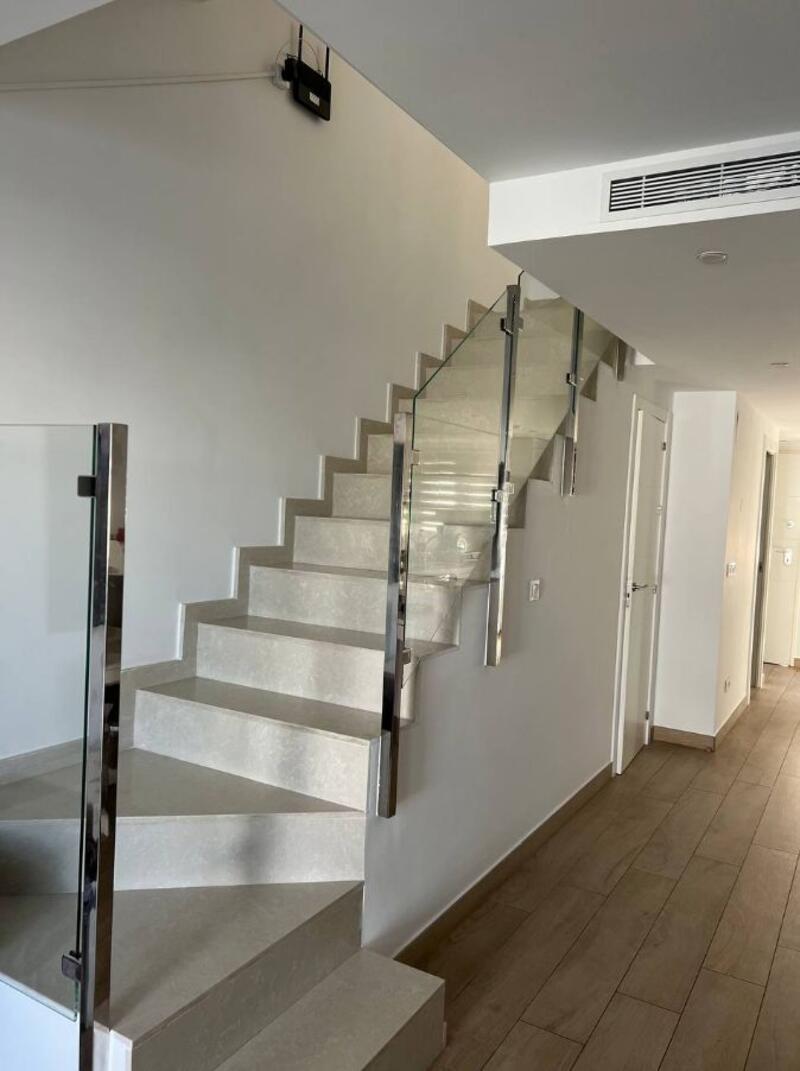 2 Cuarto Villa en venta