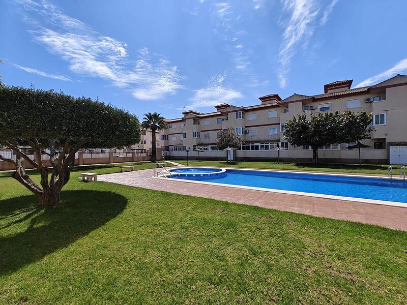 Apartamento en venta en San Pedro del Pinatar, Murcia