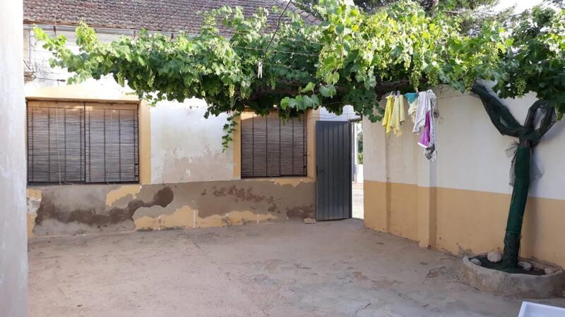 3 Schlafzimmer Landhaus zu verkaufen