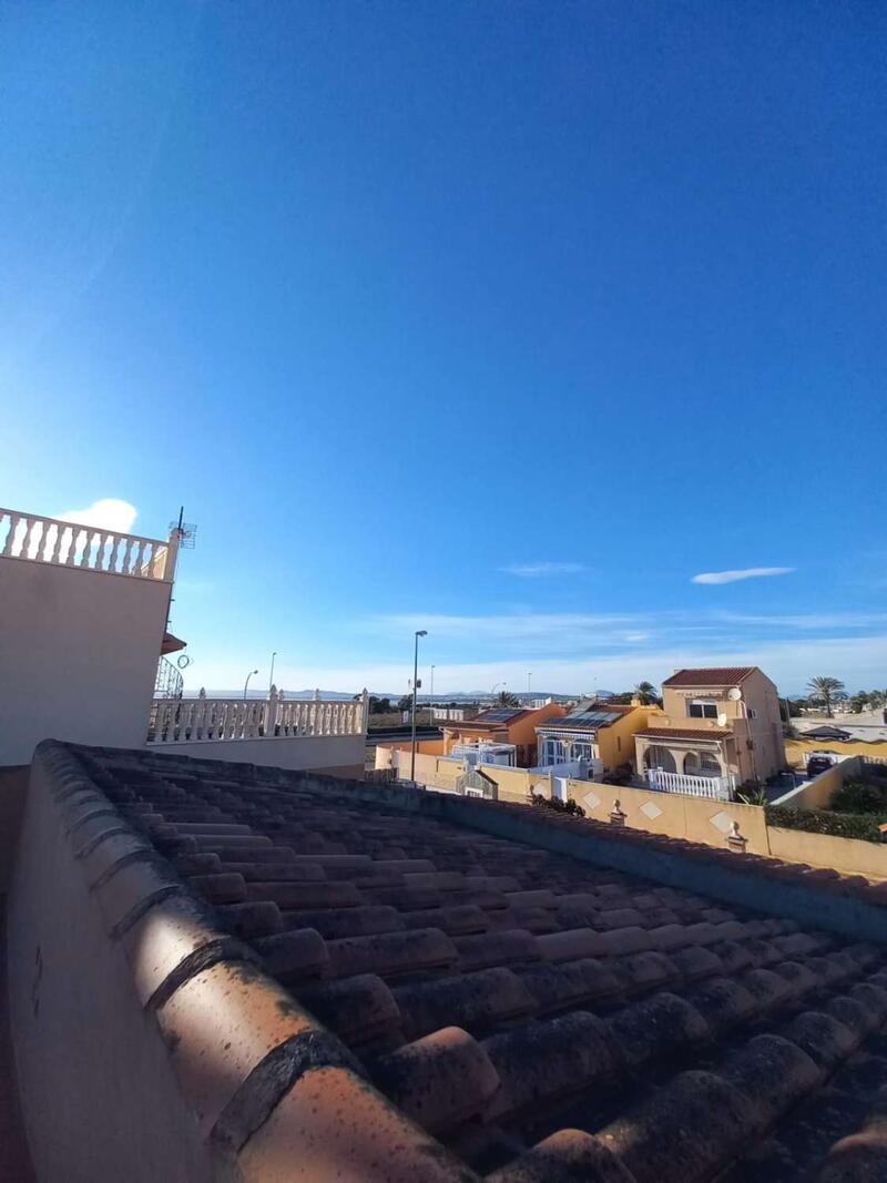 2 Cuarto Villa en venta