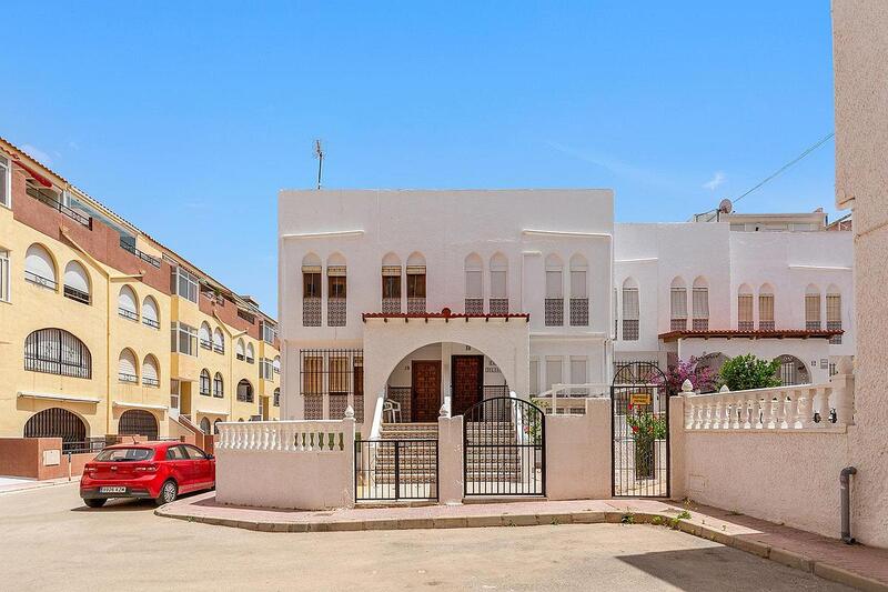 Maison de Ville à vendre dans Torrevieja, Alicante