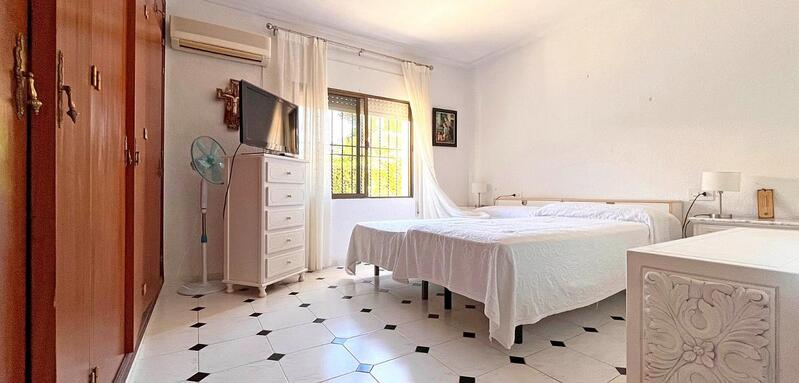 4 chambre Villa à vendre