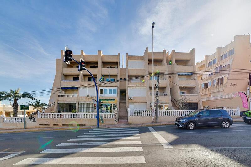 Appartement zu verkaufen in Torrevieja, Alicante