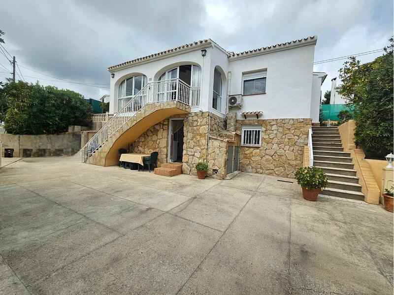 Villa til salg i Javea, Alicante