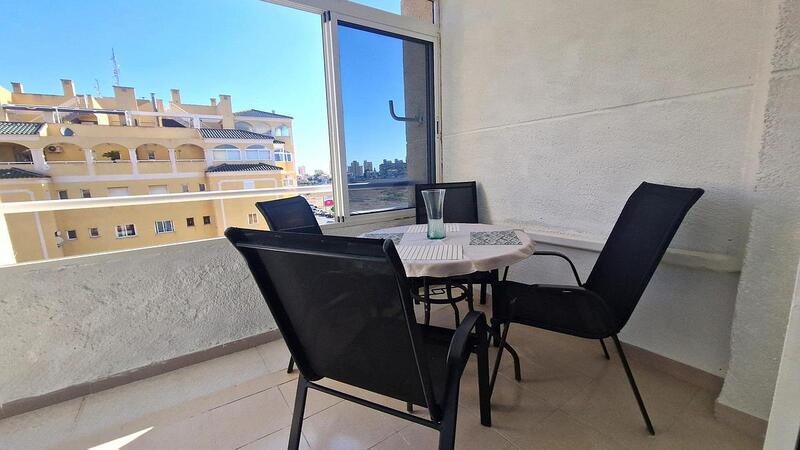 Apartamento en venta en Torrevieja, Alicante