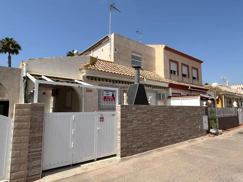 4 Cuarto Villa en venta