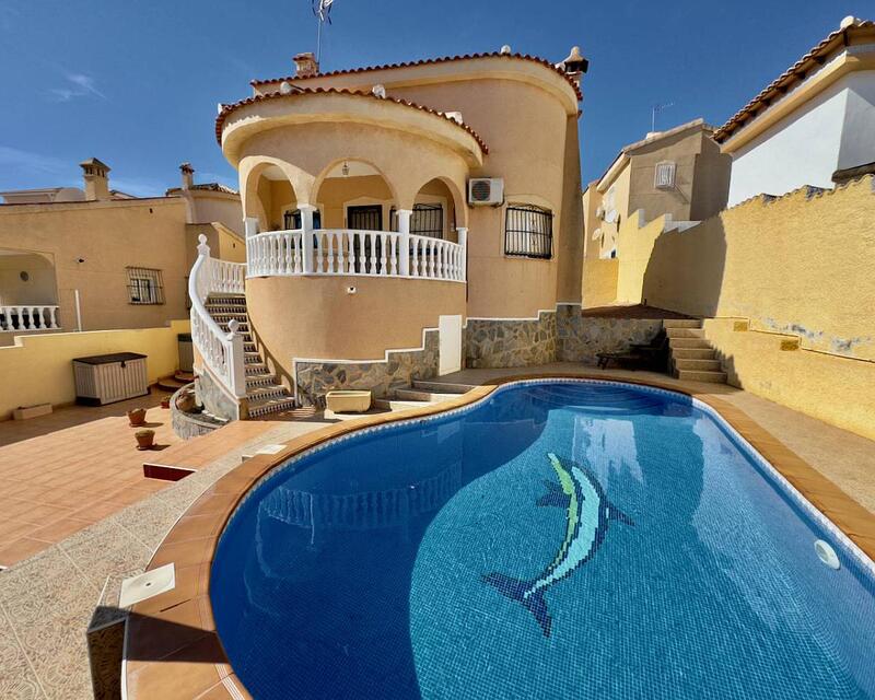 Villa til salgs i Rojales, Alicante