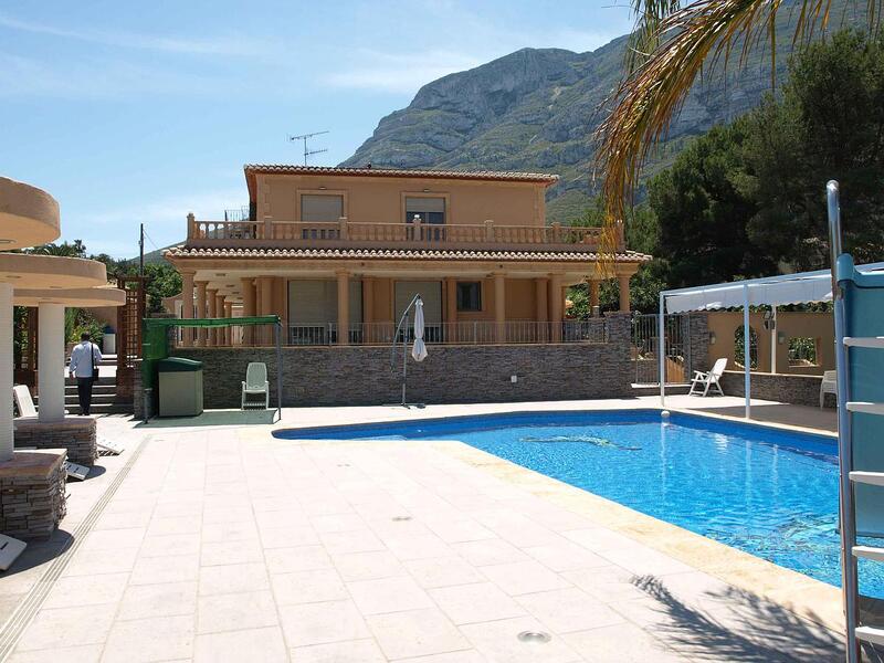 Villa for sale in Denia, Alicante