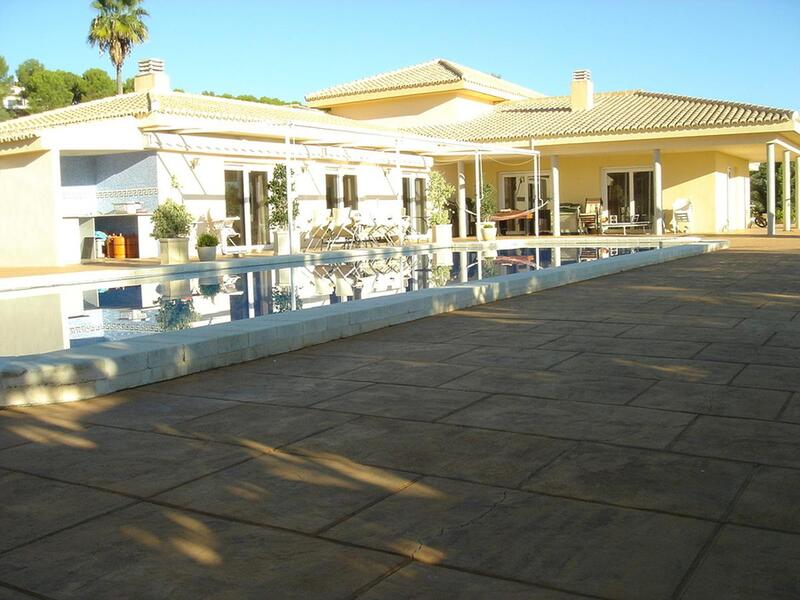 Villa Te koop in La Oliva, Cádiz