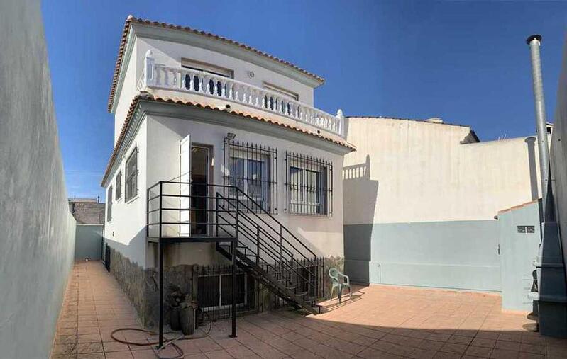 3 Cuarto Villa en venta