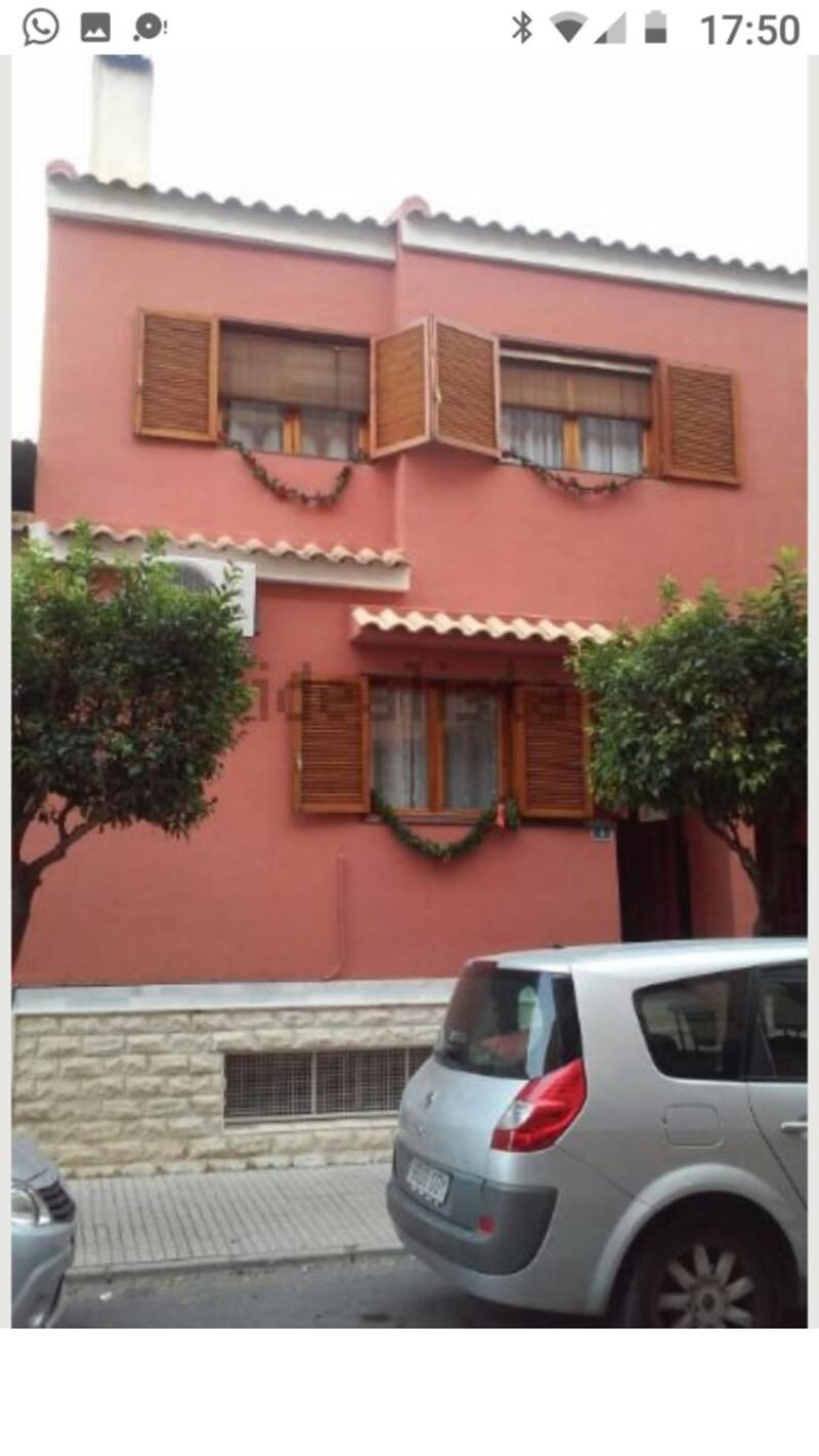 Townhouse for sale in Aspe, Alicante