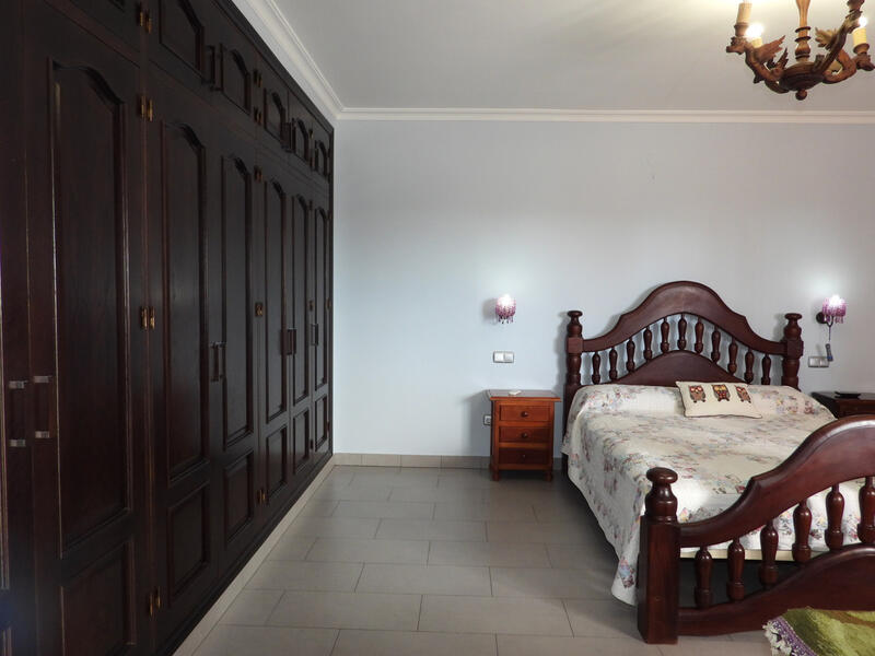 4 Schlafzimmer Villa zu verkaufen