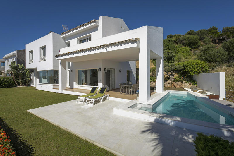 Villa en venta en Benahavis, Málaga