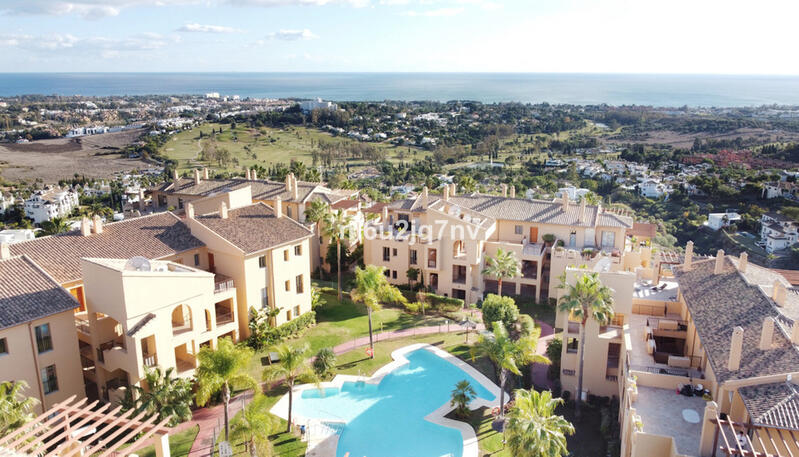 Apartment for sale in Benahavis, Málaga