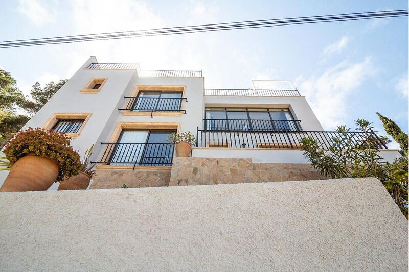 2 Cuarto Villa en venta